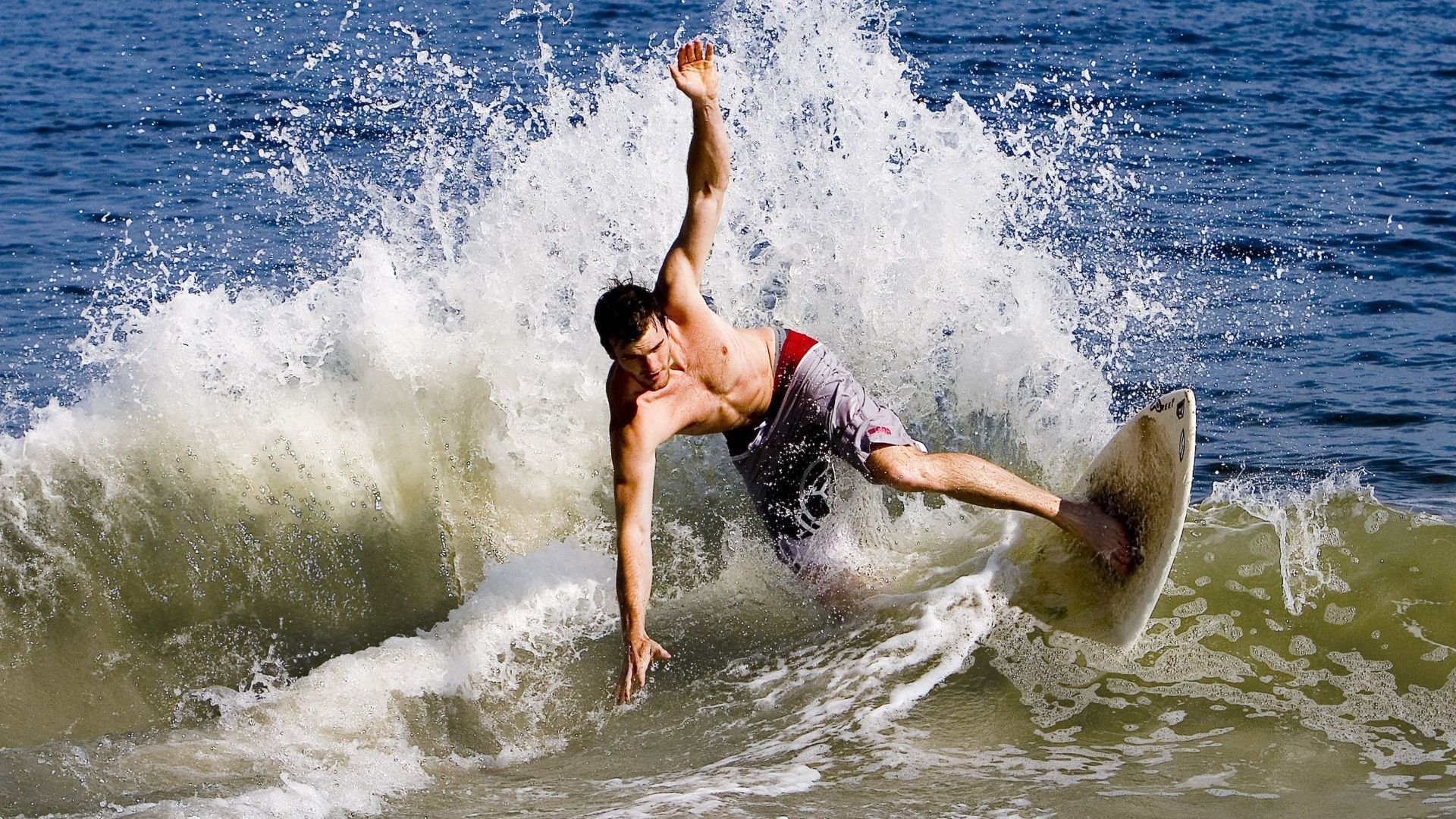 九游sports-【名将人生】运动员职业生涯中的转折点与心路历程，运动员职业生涯结束说说