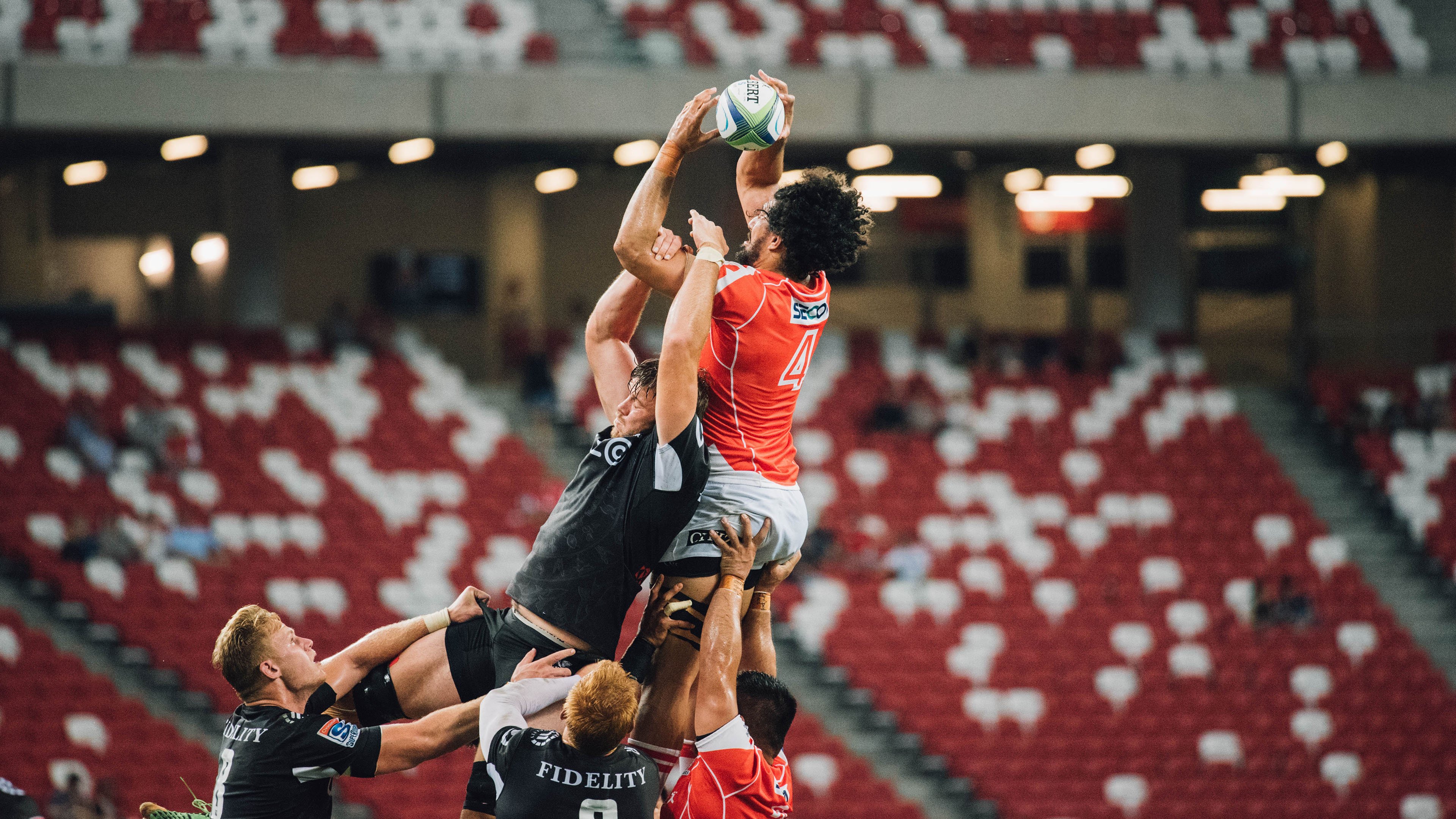 持续火力：张伟全场投中4个三分球，成为场上焦点！，张伟比赛时间